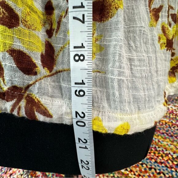 Free People Naya Handprinted Cotton and Viscose Bohemian Top with raw edges XS - Picture 11 of 16